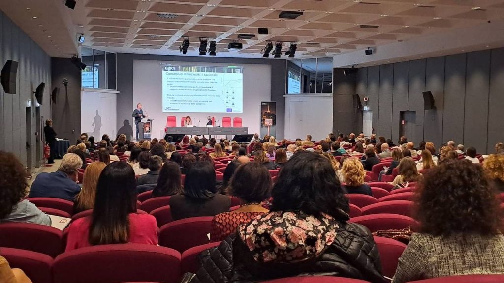 Partecipazione di Sinapsys al Convegno Nazionale GISCi 2025 a Torino, dedicato alla prevenzione e allo screening del carcinoma della cervice uterina.